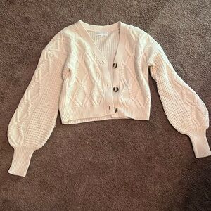 Cream cropped sweater never worn